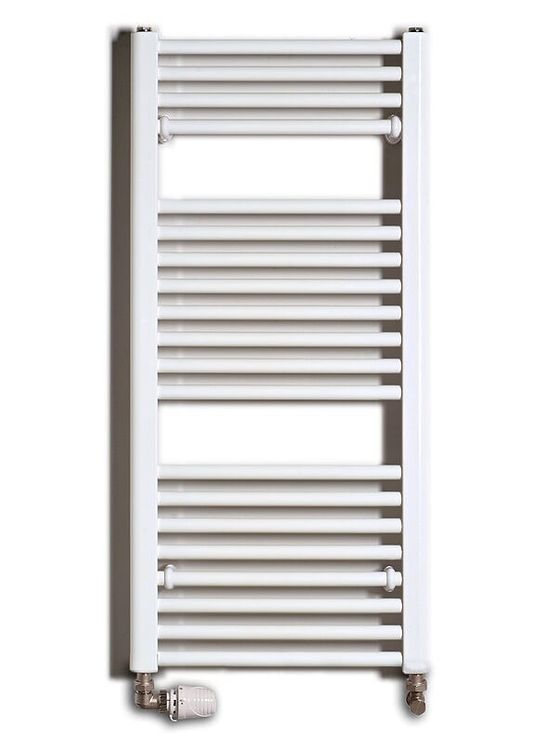 Czech Republic product data sample: Admiral Koupelnový radiátor MYRA II 600 × 1320 mm; 795 W; plochý; teplovodní; bílý