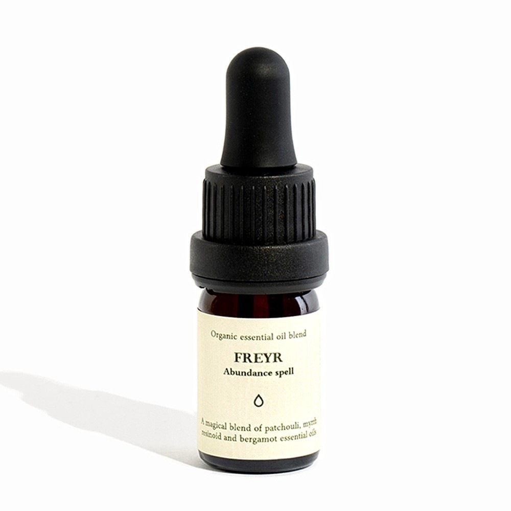 Lithuania product data sample: SMELLS LIKE SPELLS Organic Essential Oil Blend FREYR 5 ml